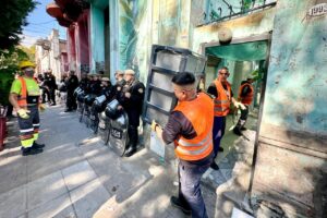 CINCO “PH” TOMADOS DURANTE MÁS DE 20 AÑOS FUERON DESALOJADOS EN VILLA GRAL. MITRE